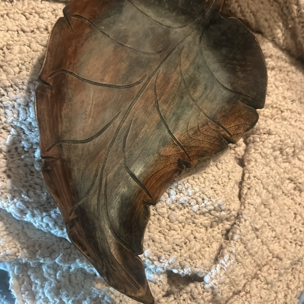 Vintage MID-CENTURY Modern carved wooden Leaf/ small Tray